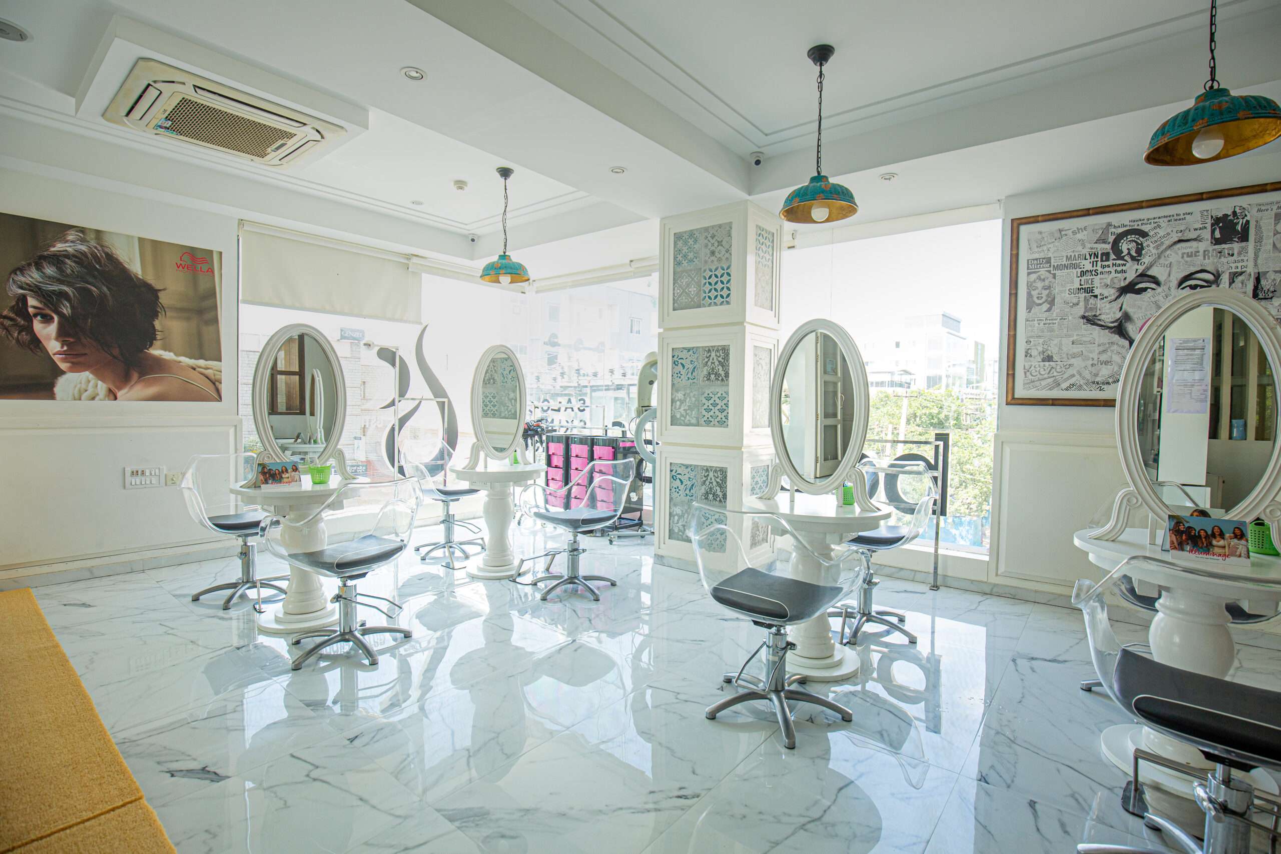 Salon In HSR Layout